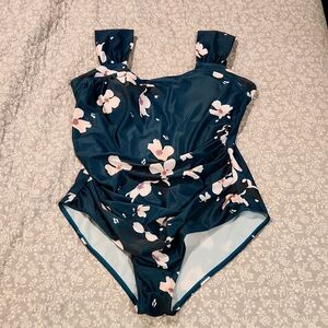 NWOT Cupshe one piece bathingsuit